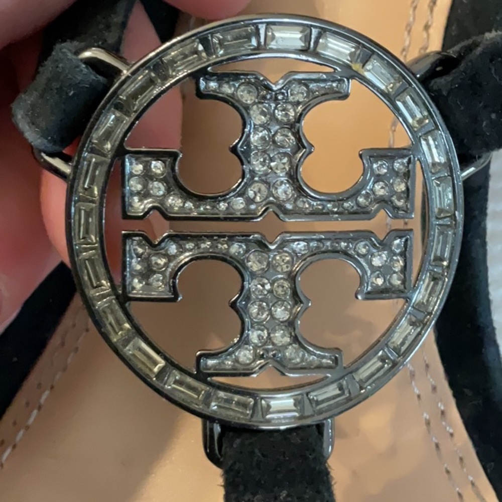 Tory Burch black suede sandal w/ rhinestone logo Size 8 - Picture 12 of 13
